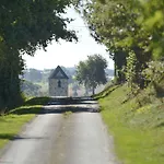 Domaine De La Cour Frühstückspension Sainte-Gemme-dʼAndigné