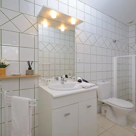 Domaine De La Cour 3*