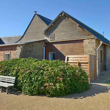 Bed & Breakfast Domaine De La Cour