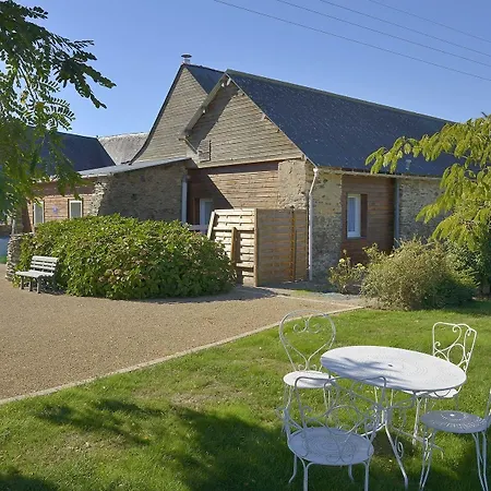Domaine De La Cour