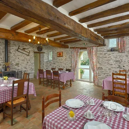 Bed & Breakfast Domaine De La Cour