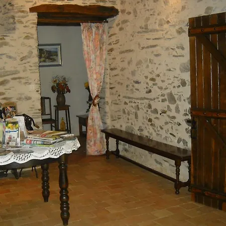 Domaine De La Cour Sainte-Gemme-dʼAndigné