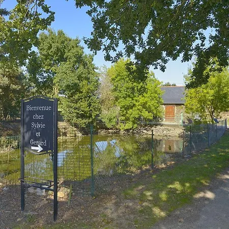 Domaine De La Cour Sainte-Gemme-dʼAndigné