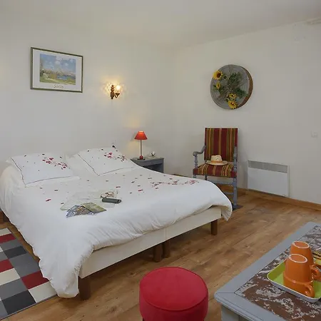 Bed & Breakfast Domaine De La Cour 3*