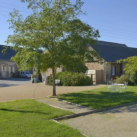 Bed & Breakfast Domaine De La Cour