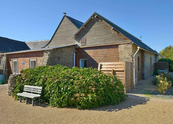 Bed & Breakfast Domaine De La Cour