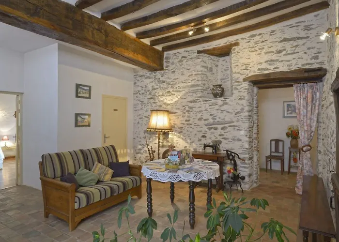 Domaine De La Cour 3*