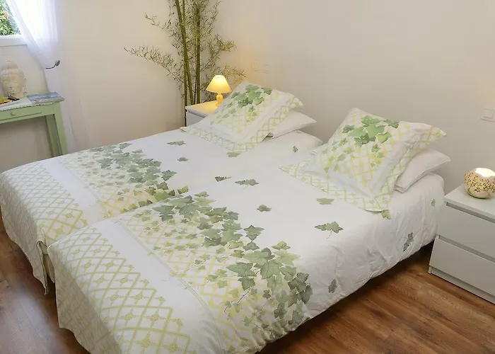 Bed & Breakfast Domaine De La Cour