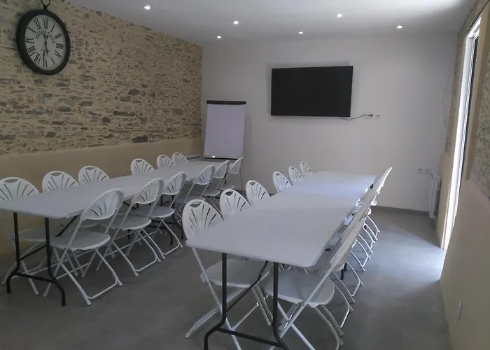 Domaine De La Cour 3* Sainte-Gemme-dʼAndigné